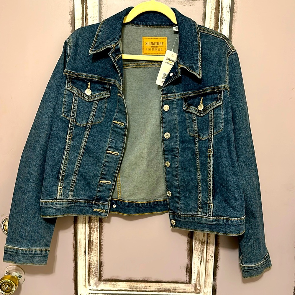 ⭐️Levi Strauss Signature Jean Jacket BNWT⭐️